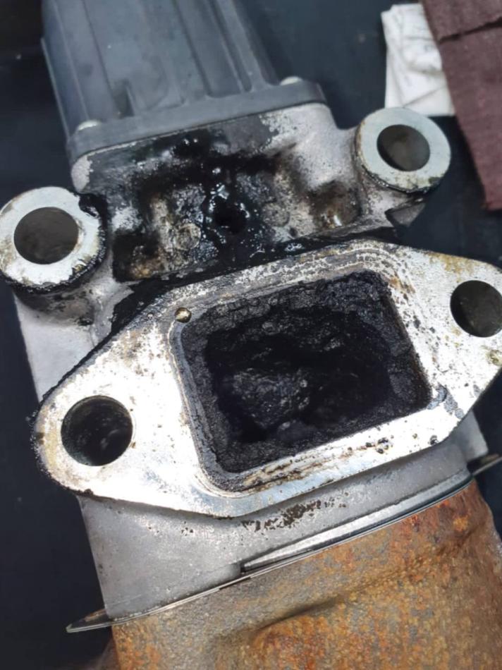 Mitsubishi Pajero EGR Чистка ЕГР Митсубиси Паджеро